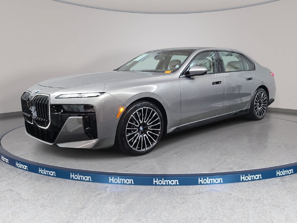 Used 2025 BMW 760i xDrive w/ Executive Package