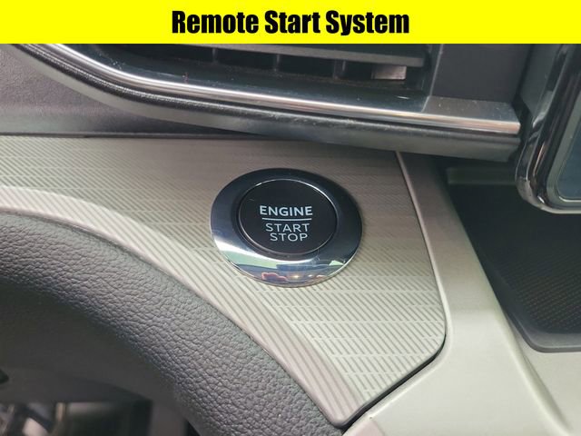 Used 2022 Ford Explorer XLT w/ Equipment Group 202A image 17