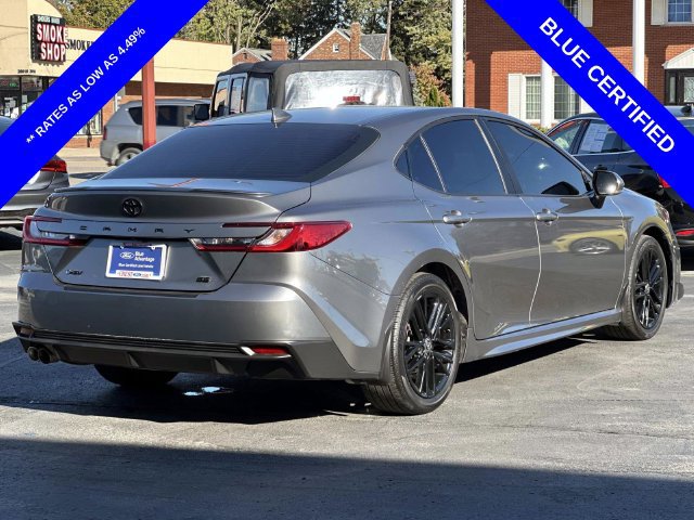Used 2025 Toyota Camry SE FWD image 3