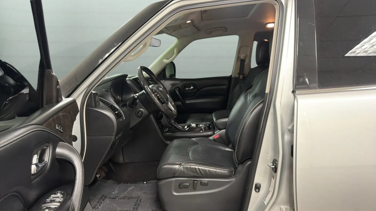Used 2021 INFINITI QX80 Luxe RWD image 21