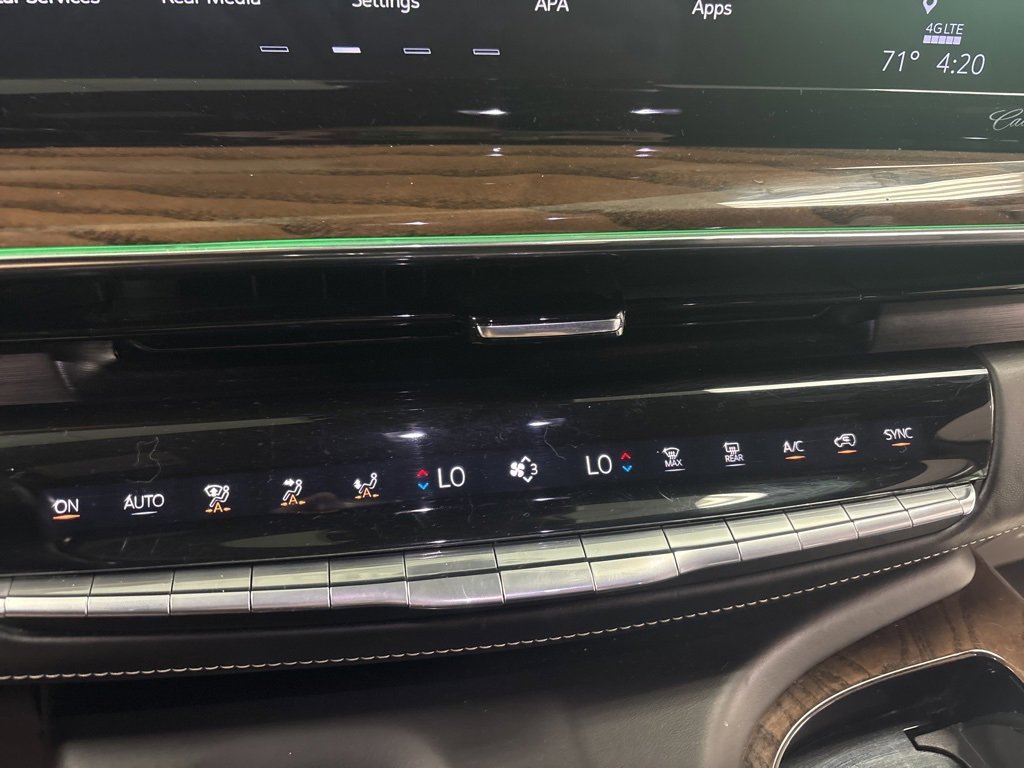 Used 2024 Cadillac Escalade Sport Platinum image 22