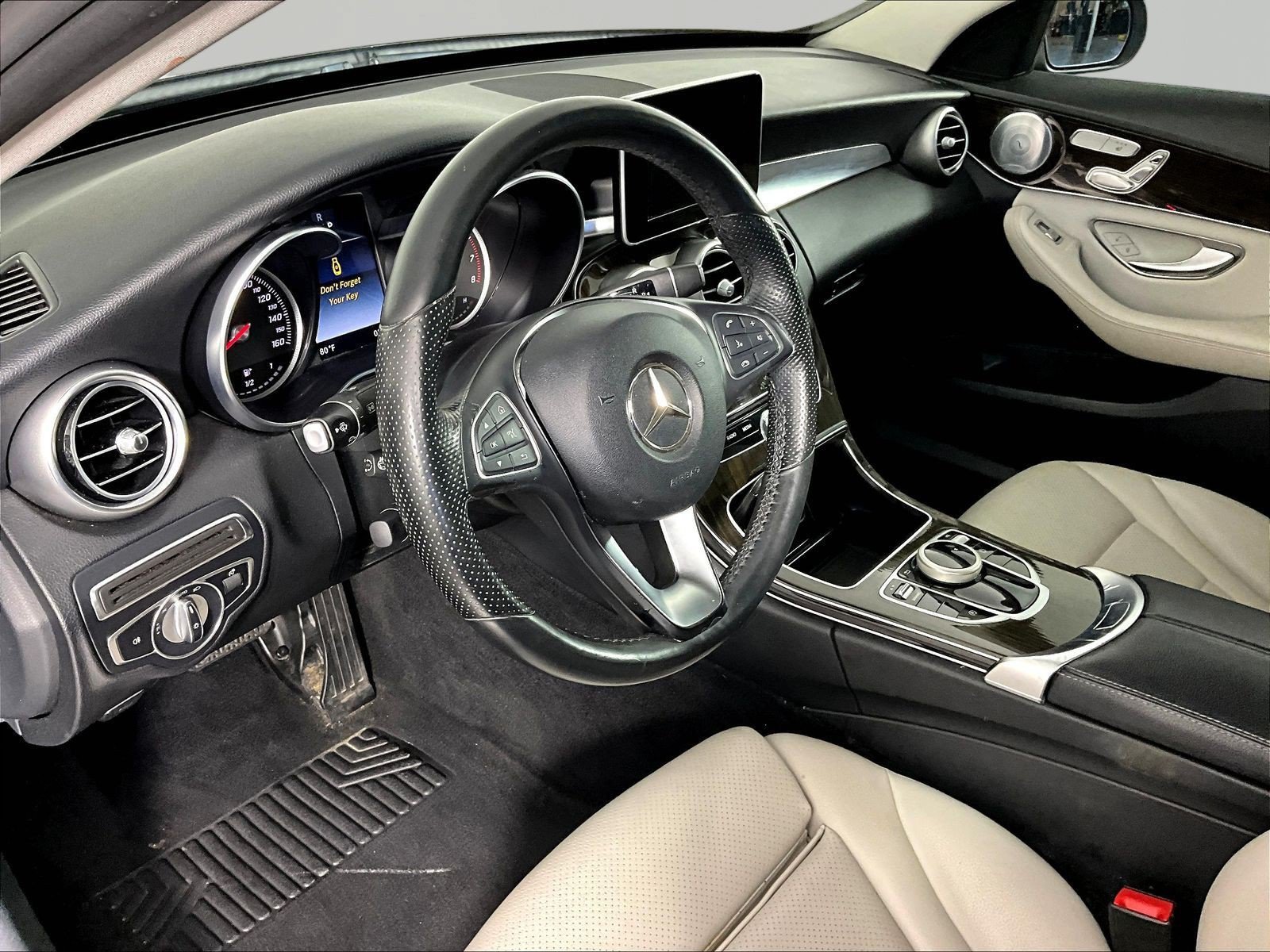 Used 2018 Mercedes-Benz C 300 4MATIC Sedan image 14