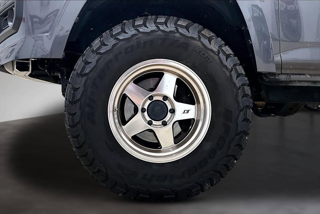 Used 2015 Toyota 4Runner Limited AWD/4WD image 8