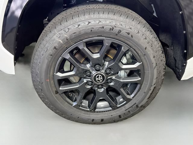 New 2026 Toyota Tundra Platinum AWD/4WD image 10