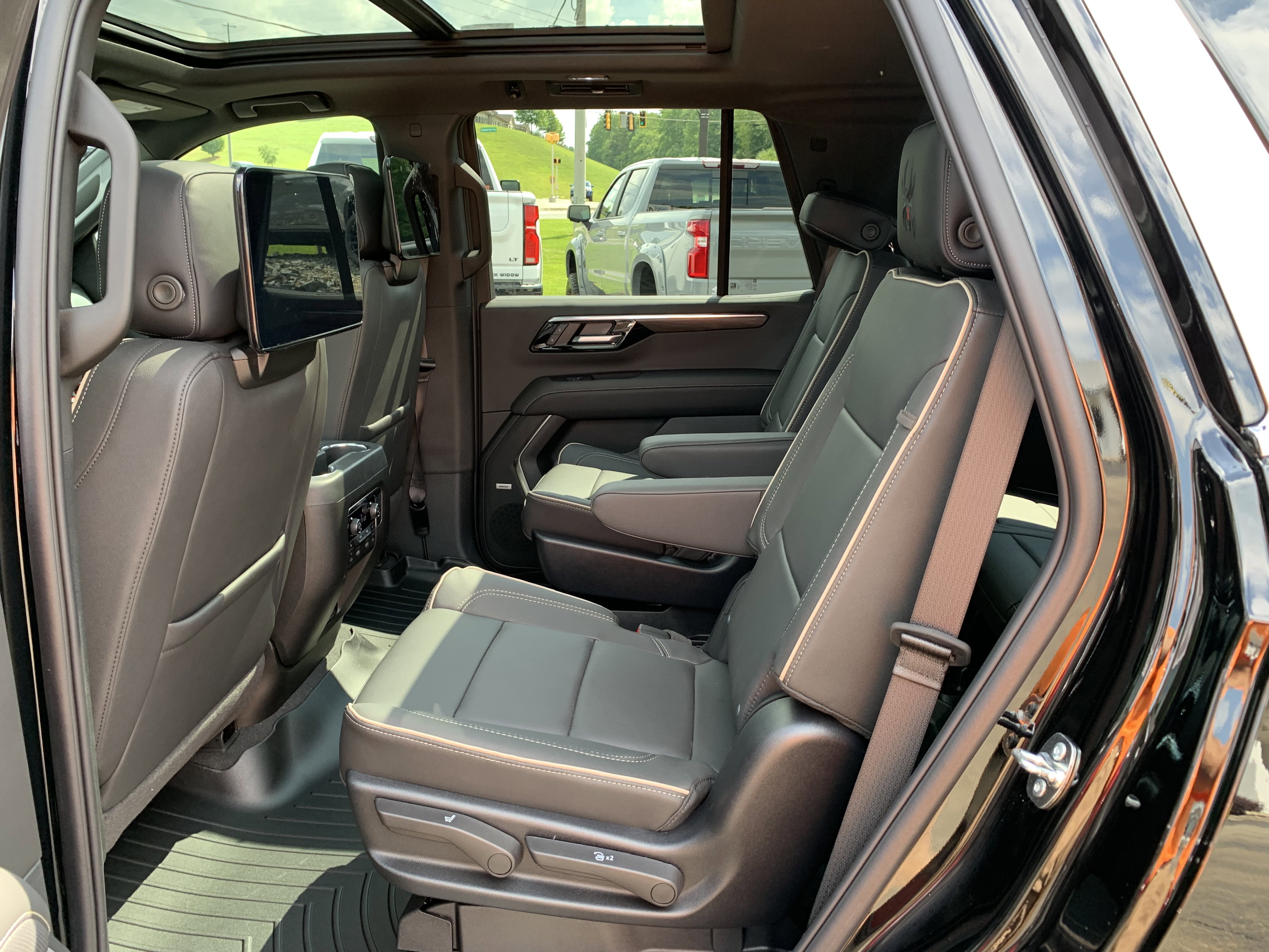 New 2025 Chevrolet Tahoe Premier image 28