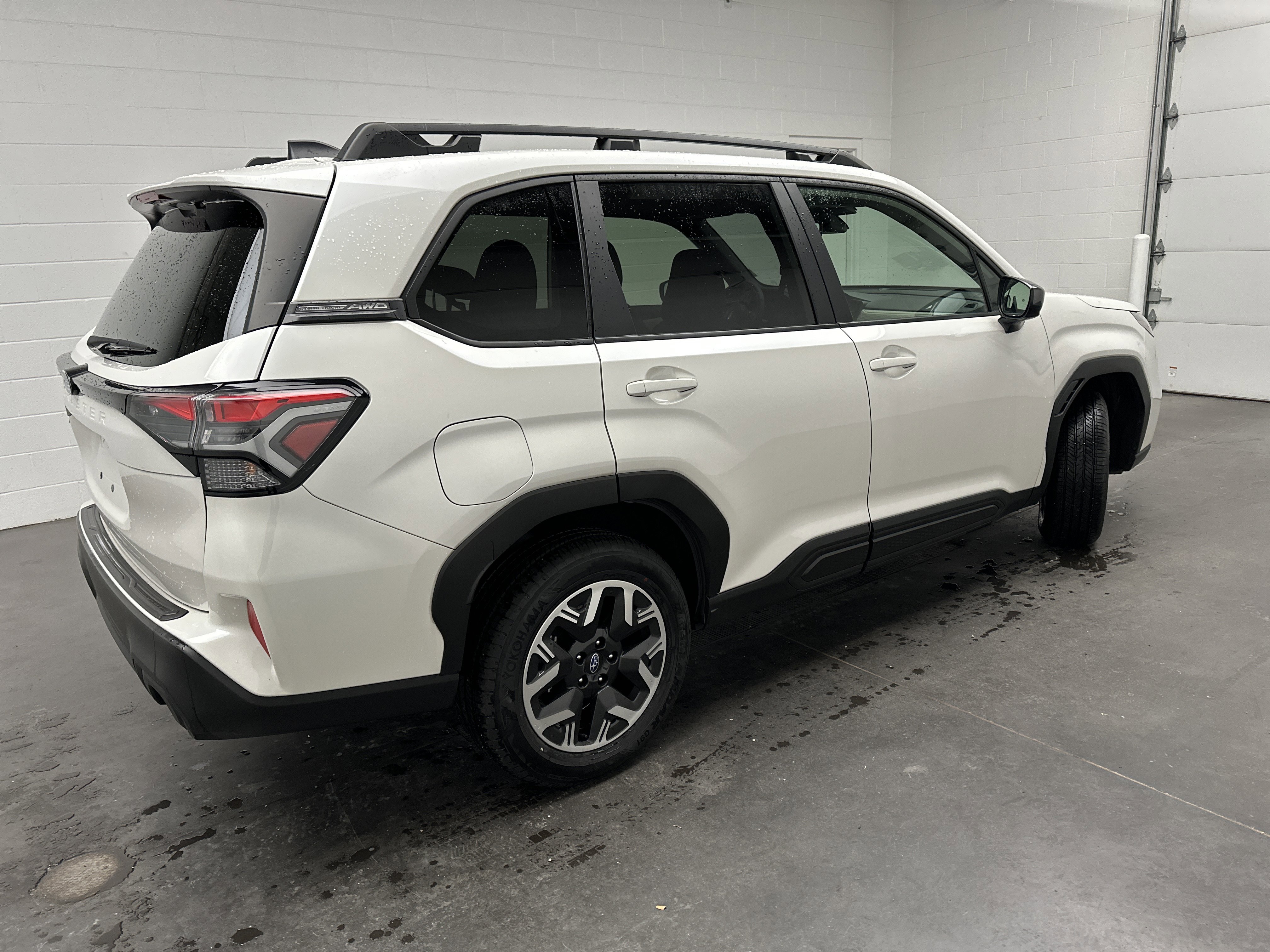 Used 2025 Subaru Forester Premium w/ Convenience Package #1 image 9