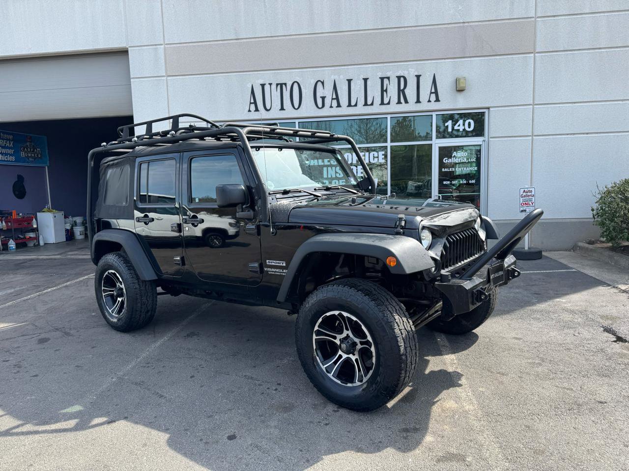 Used 2015 Jeep Wrangler Unlimited Sport w/ Quick Order Package 24S AWD/4WD image 2