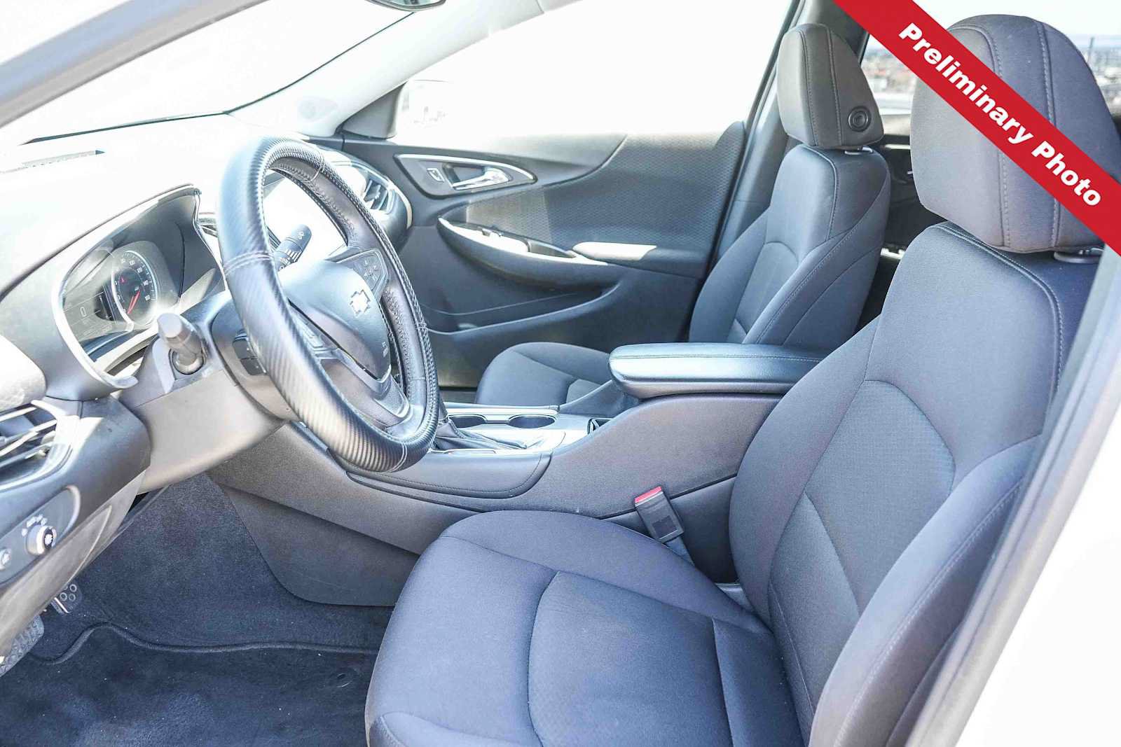Used 2016 Chevrolet Malibu LT FWD image 14