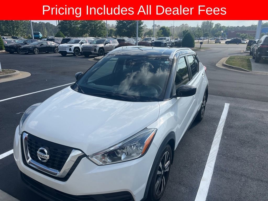 Used 2020 Nissan Kicks SV
