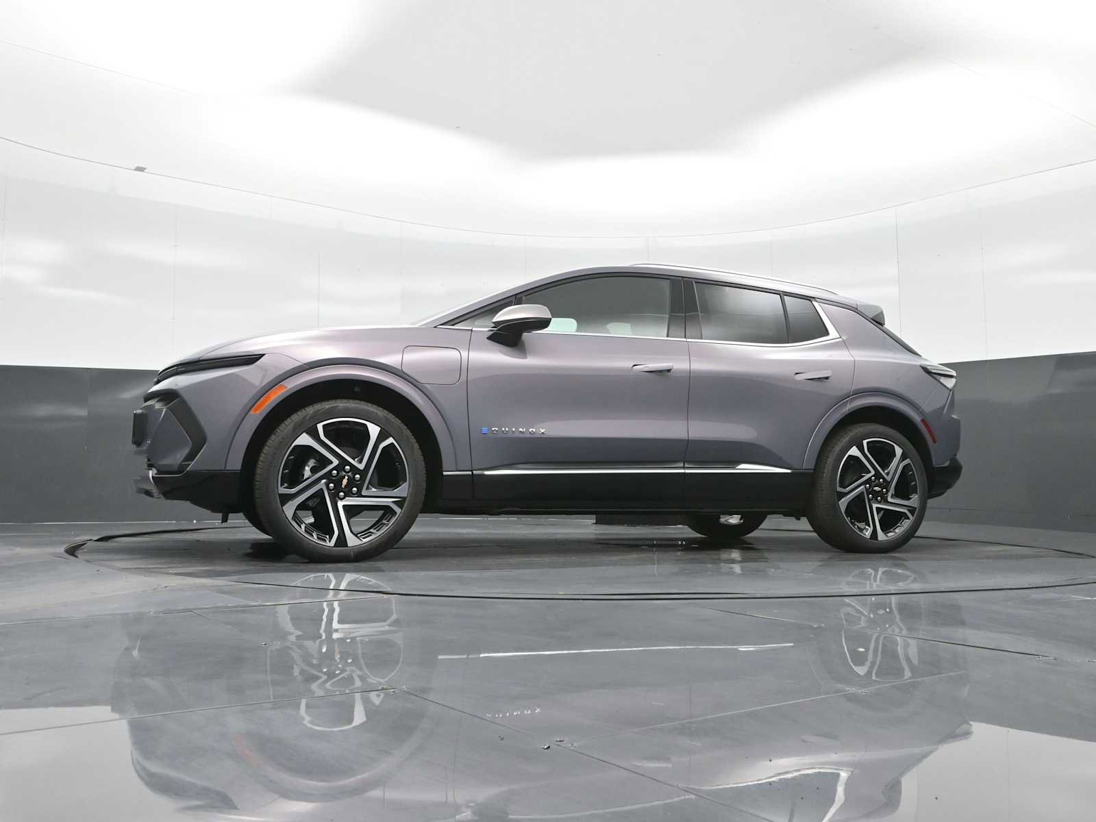 New 2026 Chevrolet Equinox EV LT image 21