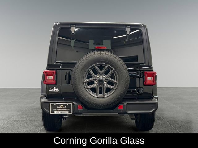 Used 2024 Jeep Wrangler Sport S image 27