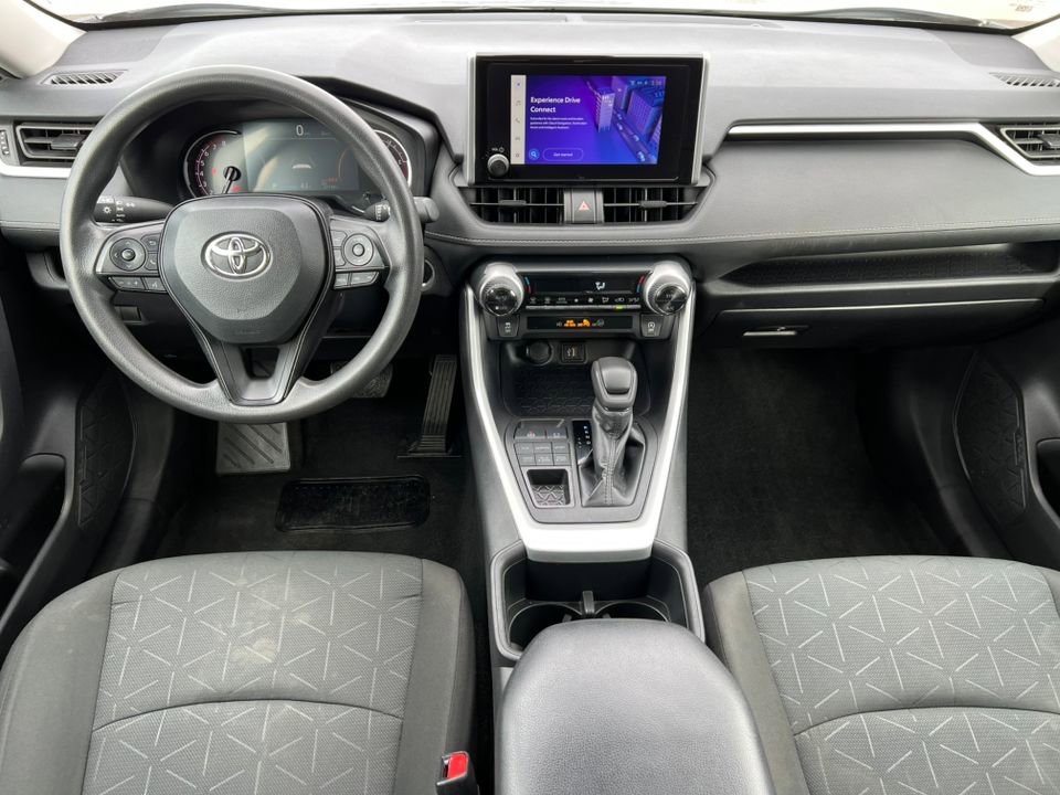 Used 2024 Toyota RAV4 XLE image 2