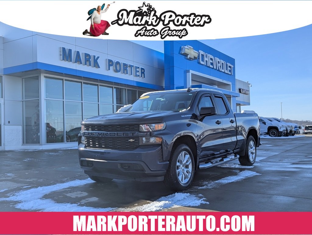 Used 2021 Chevrolet Silverado 1500 Custom image 1