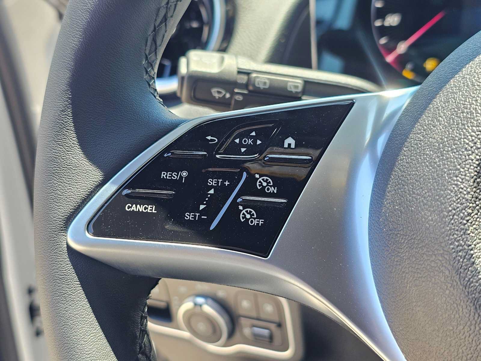 New 2026 Mercedes-Benz GLB 250 image 27