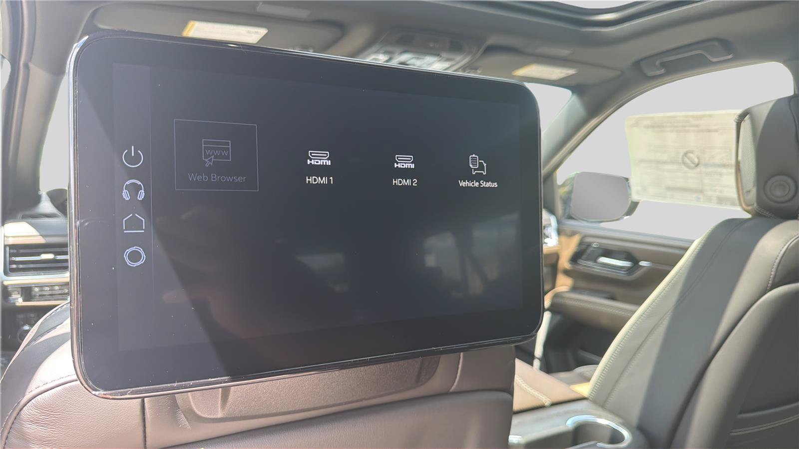 New 2026 GMC Yukon XL Denali Ultimate w/ LPO, Floor Liner Package AWD/4WD image 10
