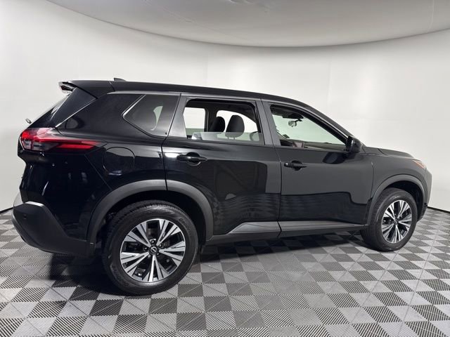 Used 2023 Nissan Rogue SV image 8