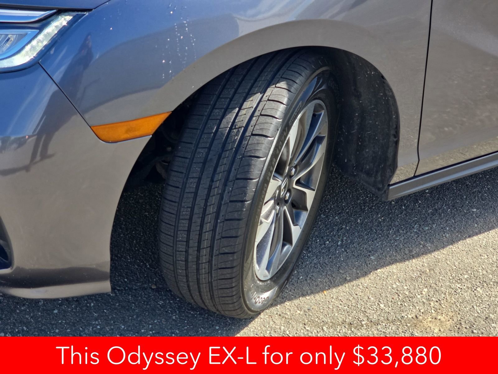 Used 2024 Honda Odyssey EX-L image 42
