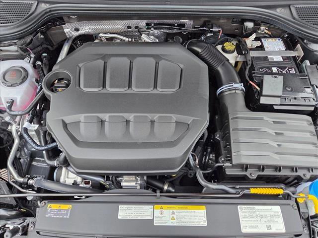 New 2026 Volkswagen Golf SE FWD image 16