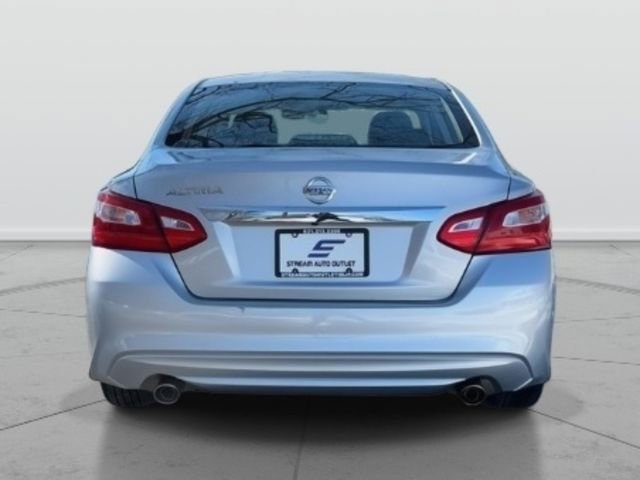 Used 2016 Nissan Altima 2.5 S w/ Power Driver Seat Package image 3