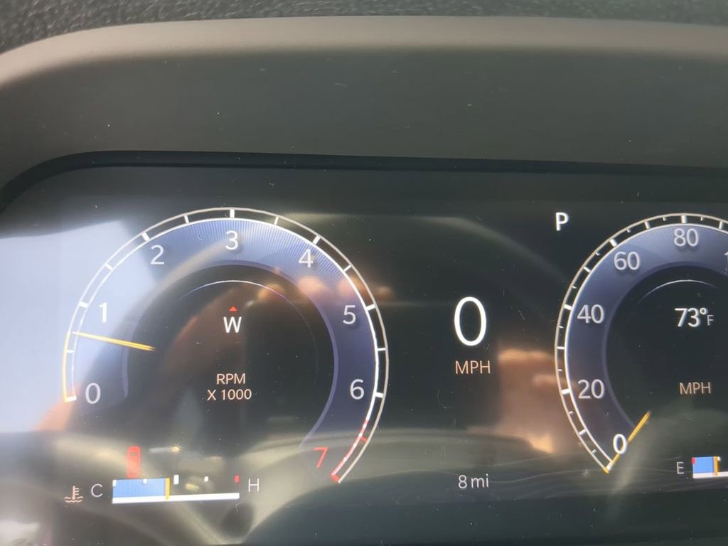 New 2025 Jeep Grand Cherokee L Laredo w/ Luxury Tech Group I image 16