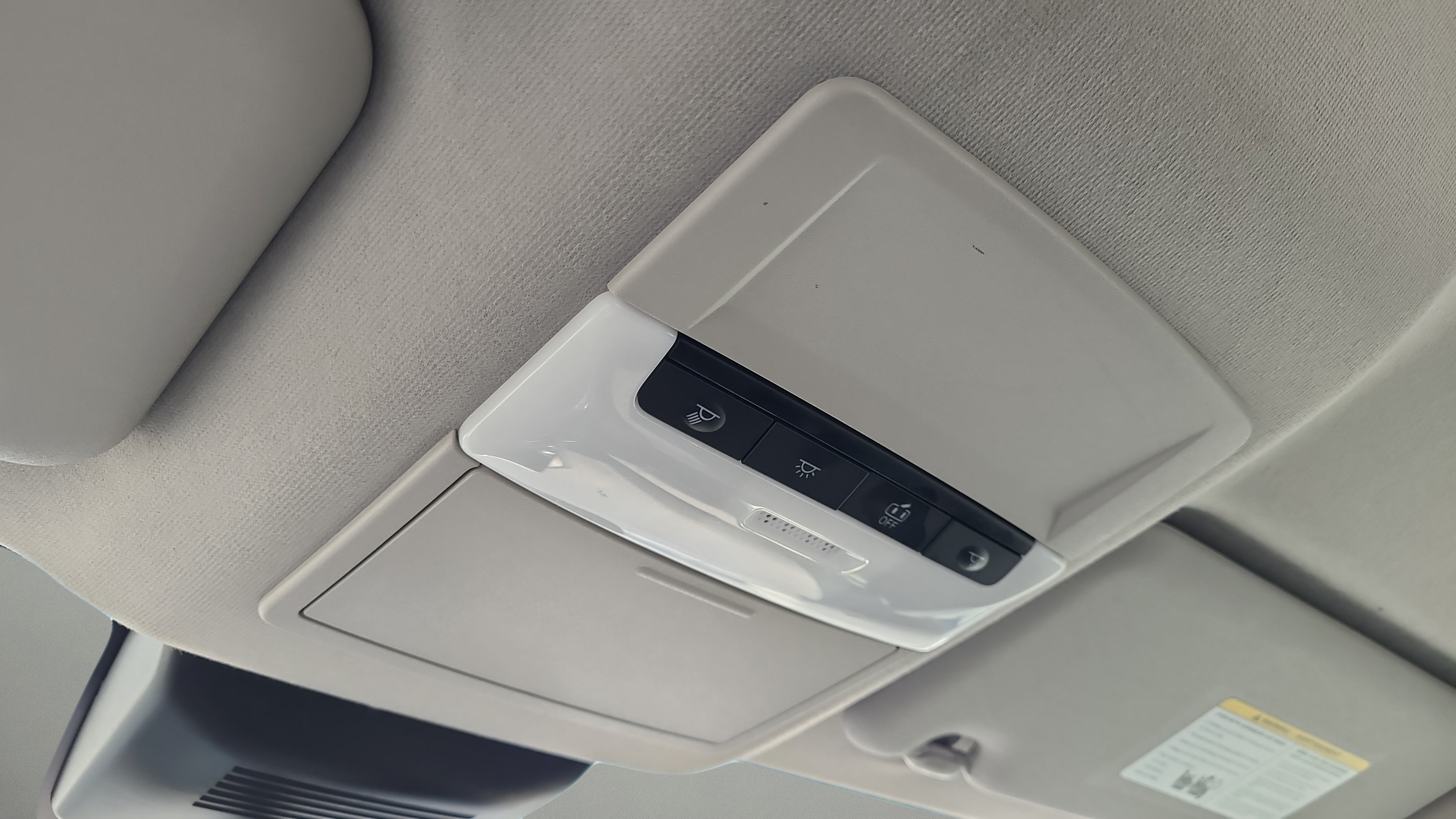 Used 2025 Nissan Sentra SV FWD image 25