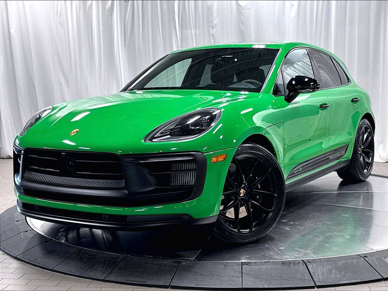 Used 2023 Porsche Macan GTS AWD/4WD image 1