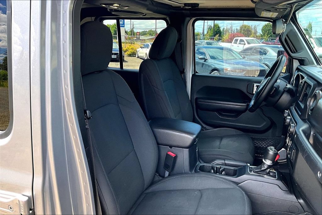 Used 2020 Jeep Gladiator Sport w/ Quick Order Package 24S AWD/4WD image 10