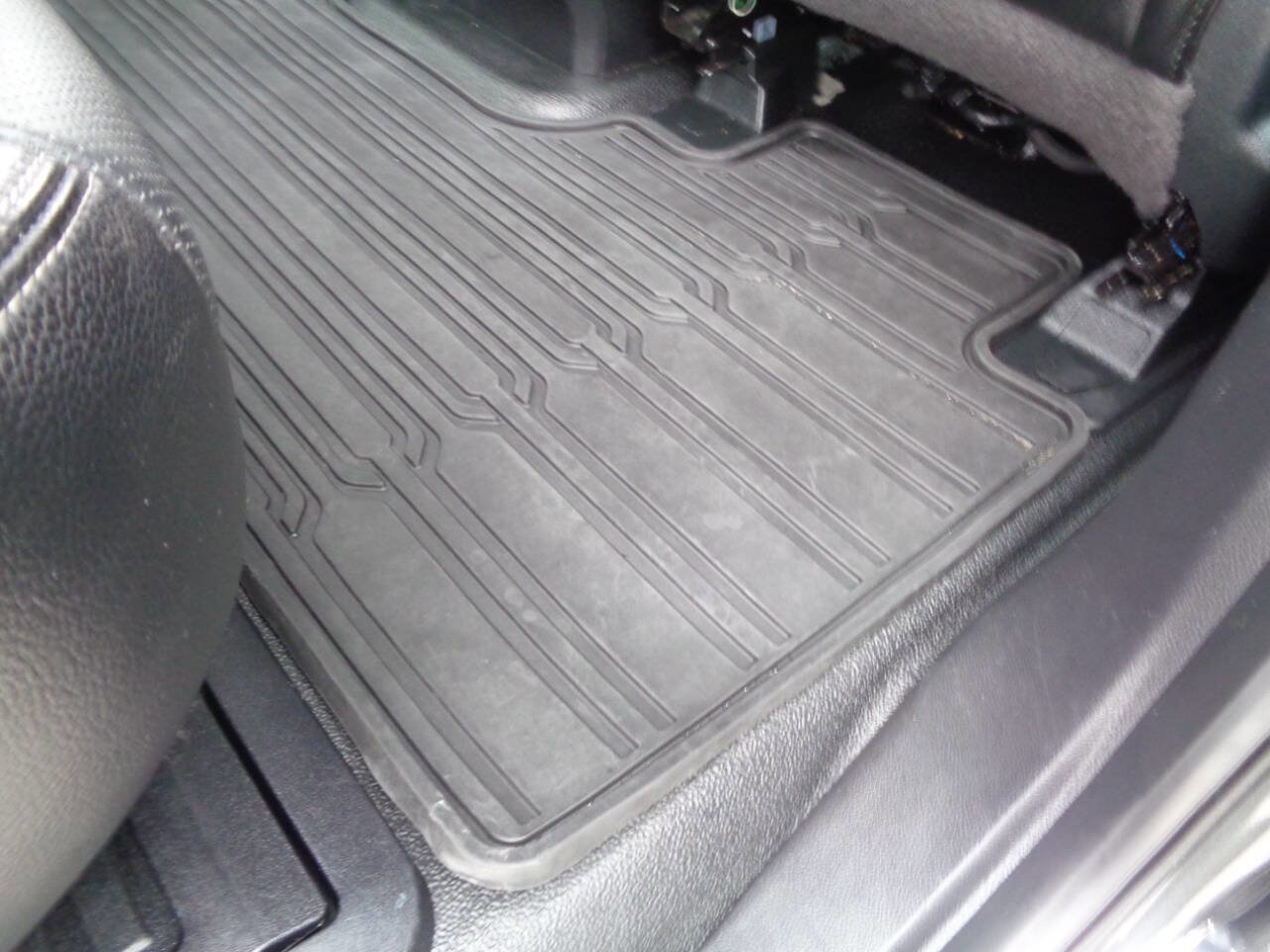 Used 2017 Ford F250 Lariat w/ Chrome Package image 55