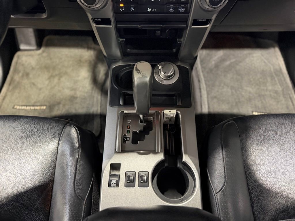 Used 2011 Toyota 4Runner Limited image 16