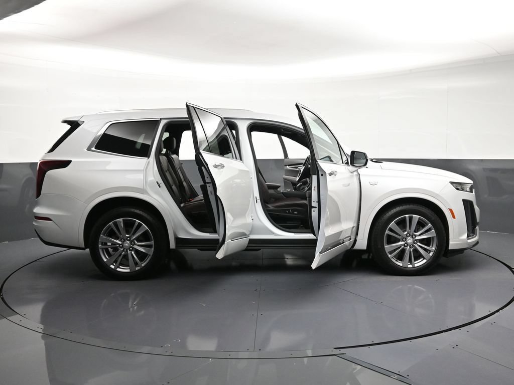 Certified 2024 Cadillac XT6 Premium Luxury AWD/4WD image 34