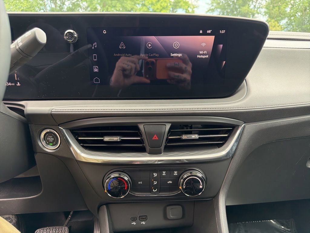Used 2024 Buick Encore GX Preferred FWD image 22