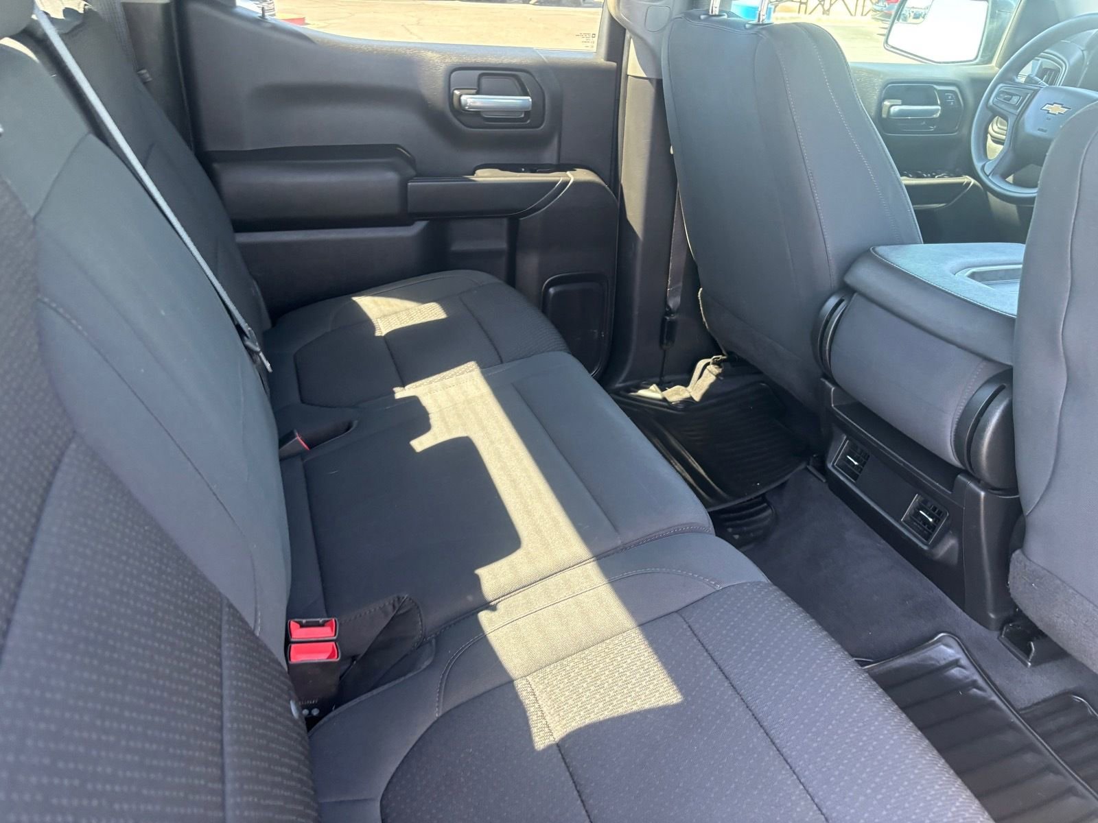 Used 2021 Chevrolet Silverado 1500 Custom image 16