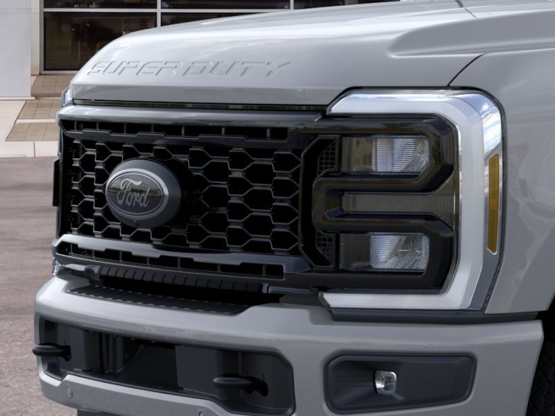 New 2026 Ford F250 Lariat w/ Black Appearance Package AWD/4WD image 17