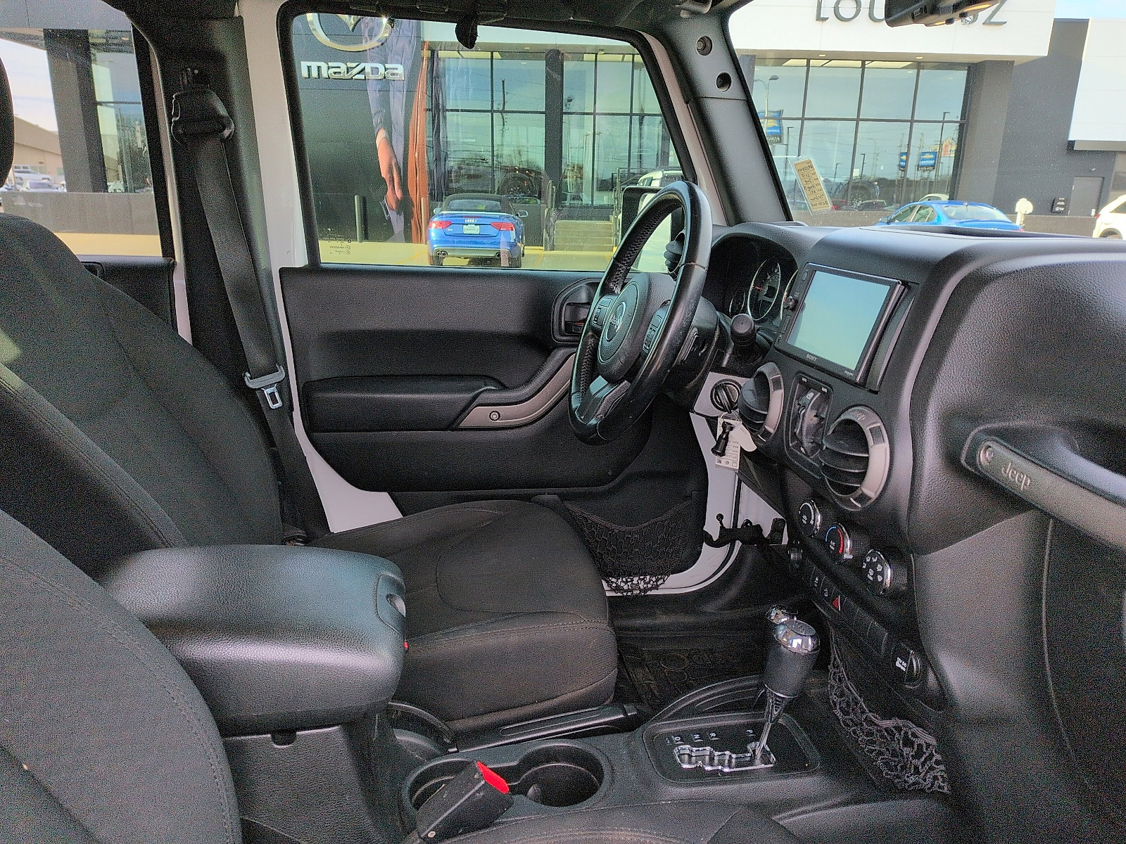 Used 2018 Jeep Wrangler Unlimited Sport S image 7