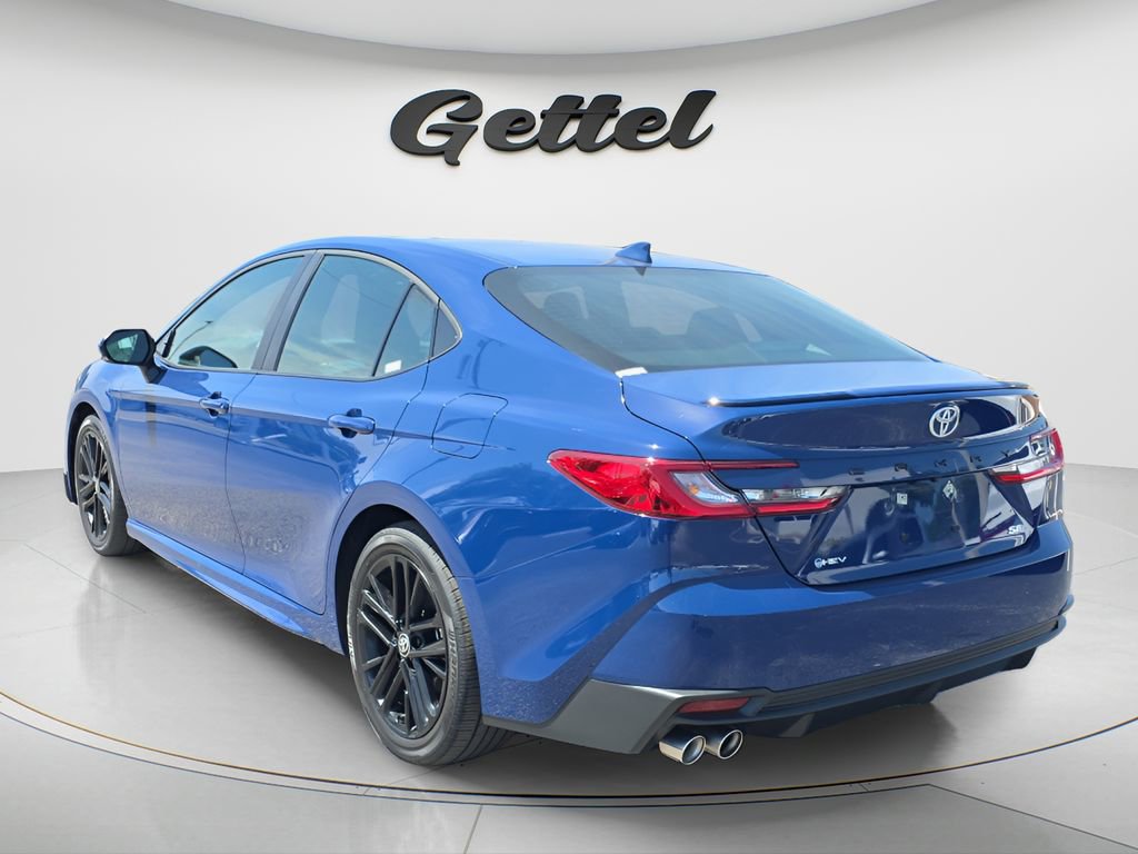 Used 2026 Toyota Camry SE FWD image 7