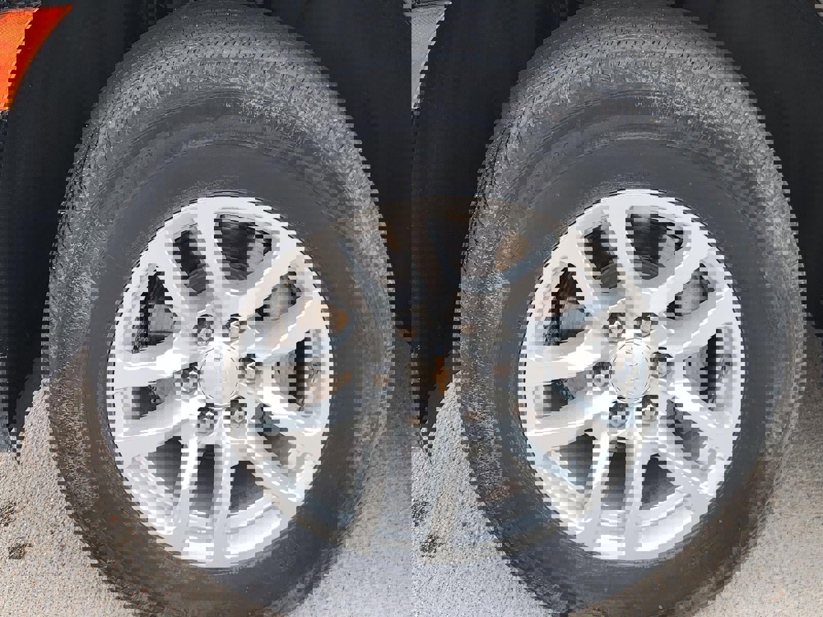 Used 2024 Chevrolet Tahoe LT image 28