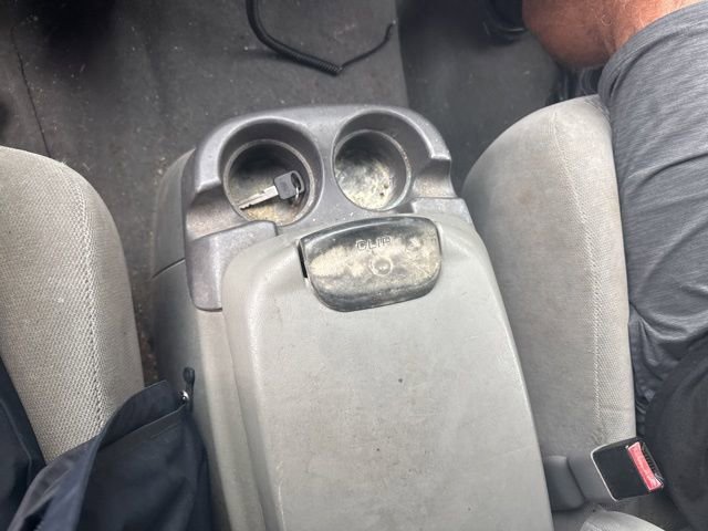 Used 2004 Ford F250 XLT image 11