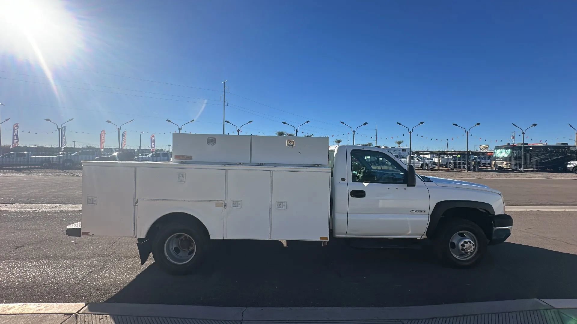 Used 2005 Chevrolet Silverado 3500 2WD Regular Cab image 6