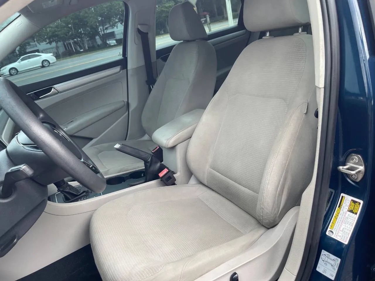 Used 2018 Volkswagen Passat 2.0T S w/ Driver Assistance Package FWD image 14