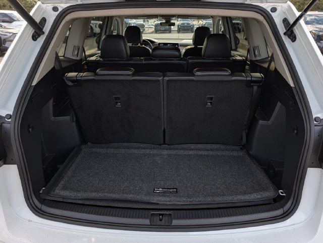 Used 2024 Volkswagen Atlas SE FWD image 28