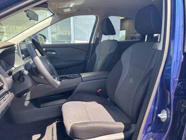 Used 2023 Nissan Rogue SV AWD/4WD image 10
