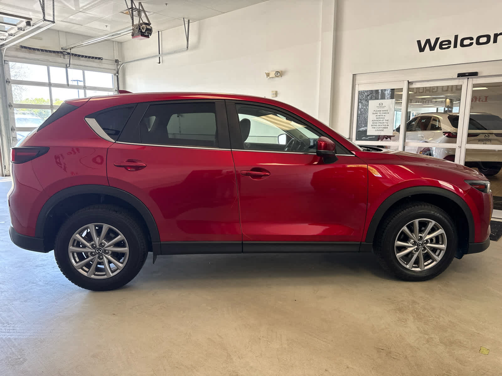 Certified 2023 MAZDA CX-5 AWD 2.5 S image 6