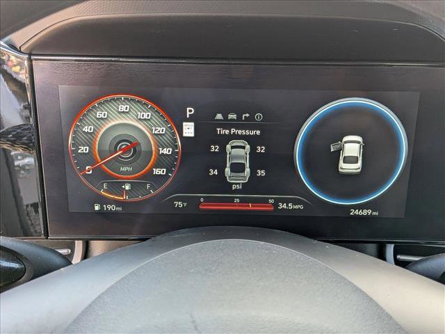 Used 2024 Hyundai Elantra SEL FWD image 11