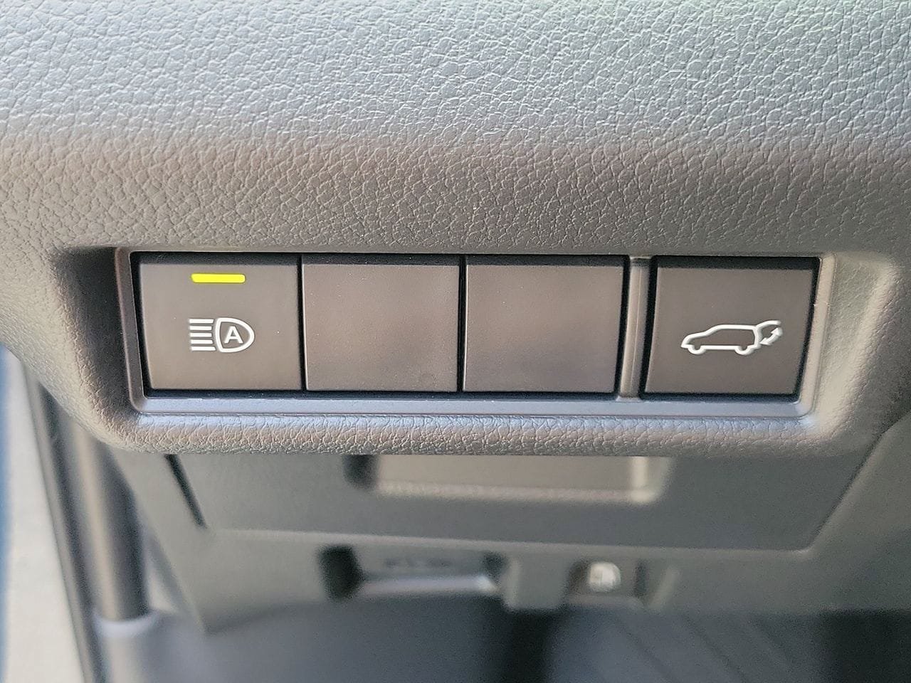 New 2026 Toyota Grand Highlander FWD image 30