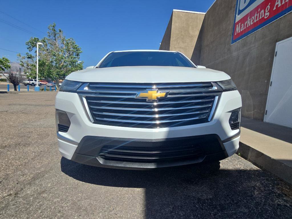 Used 2023 Chevrolet Traverse Premier image 9
