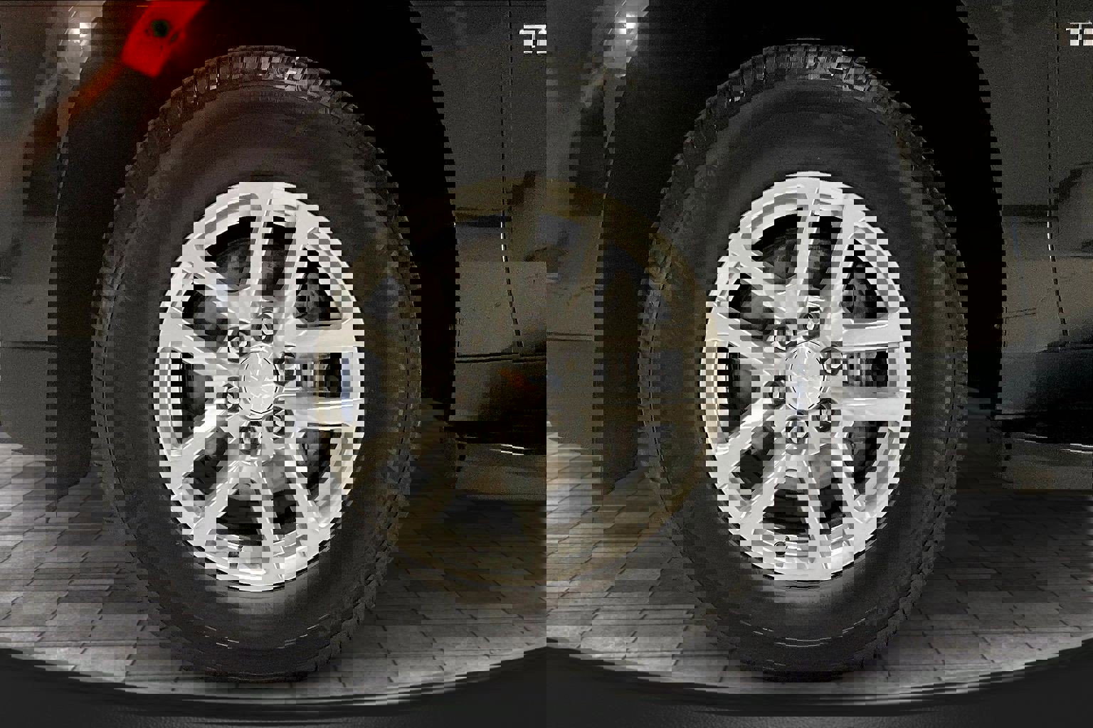 Used 2022 Chevrolet Tahoe LS image 33