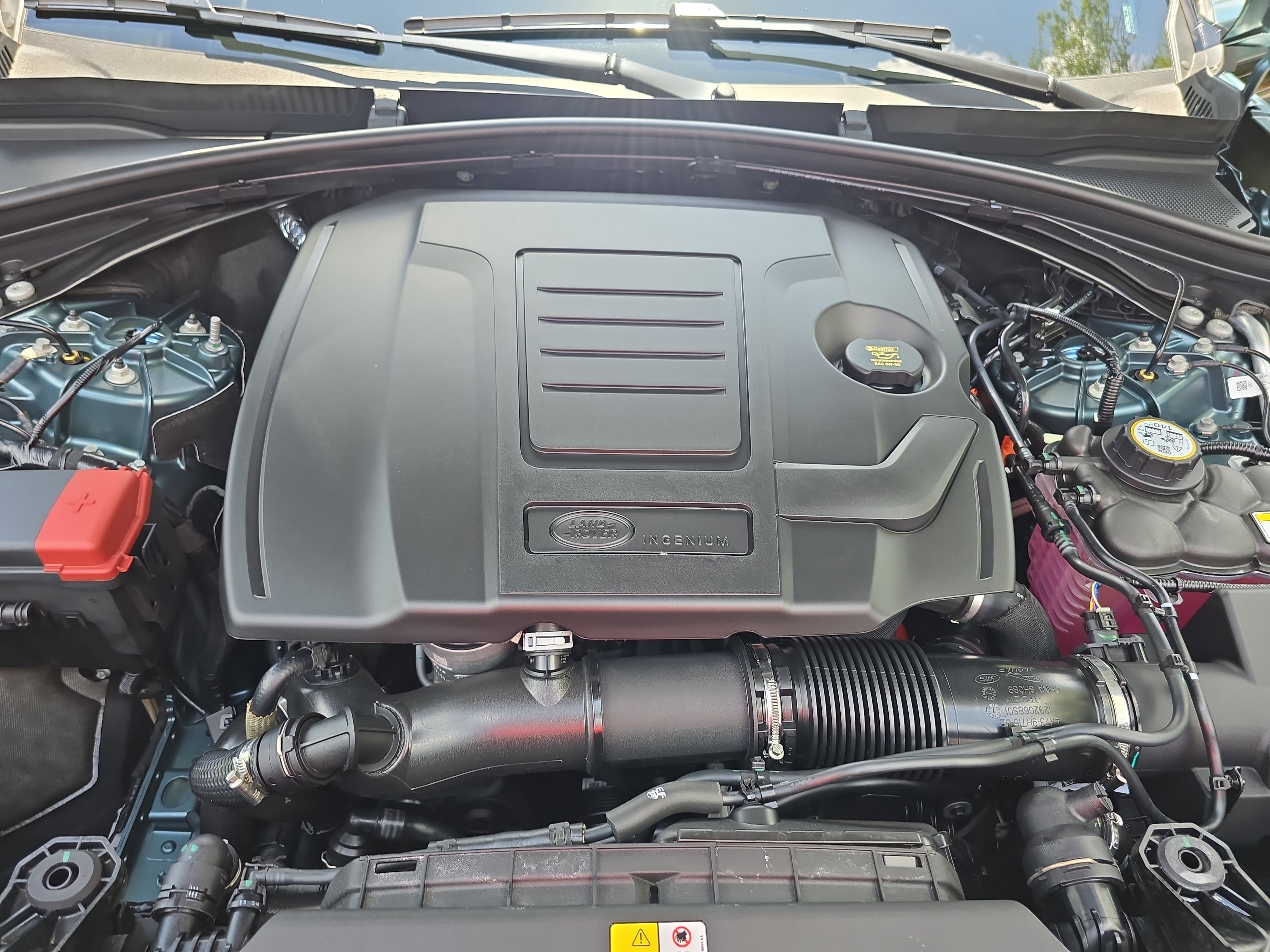 New 2026 Land Rover Range Rover Velar Dynamic SE image 31