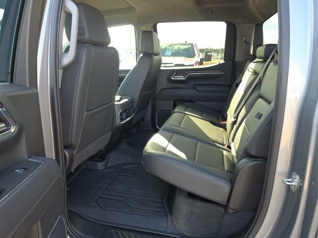 Used 2023 GMC Sierra 1500 SLT w/ SLT Premium Package image 9