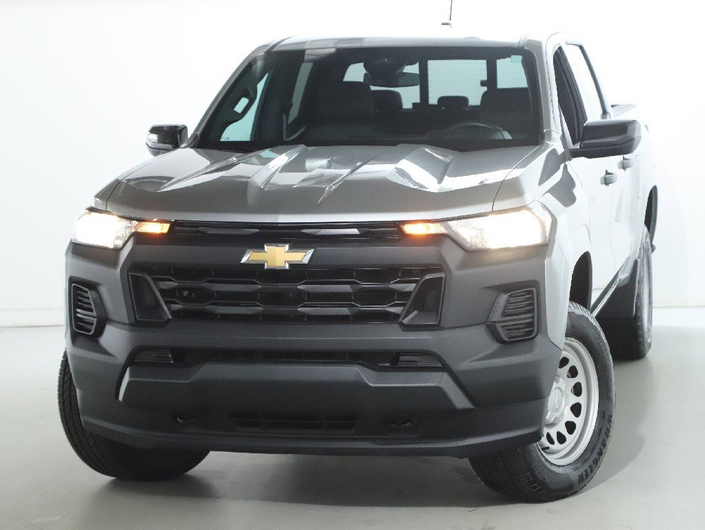 Used 2023 Chevrolet Colorado W/T w/ Safety Package image 2