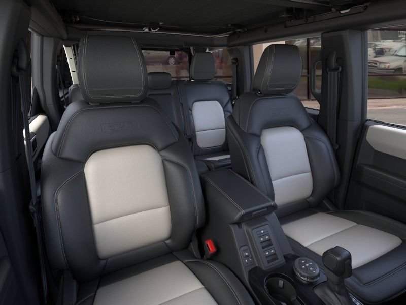 New 2026 Ford Bronco Outer Banks w/ Sasquatch Package AWD/4WD image 10